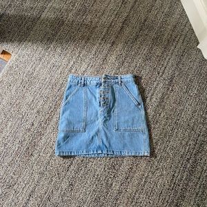 Button-up denim skirt